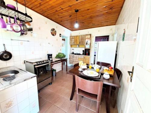 Sítio em Juquitiba com Wi-Fi, Piscina e horta