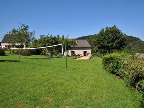 Chalet just outside Hampteau offering magnificent views across the Ourthe valley gîte à louer Chéoux
