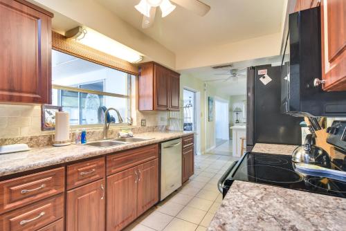 Largo Home with Private Pool and Spa 4 Miles to Beach! - image 11