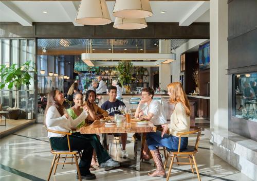 Predvorje, The Blake Hotel in New Haven (CT)