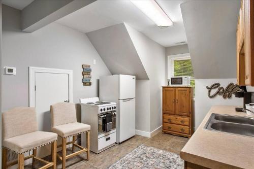 Modern Comforts, Classic Charm: Neighborhood Gem, Richmond (fotografie 2)