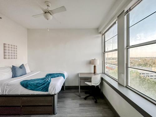Sleepover High-end Downtown Springfield Apartments