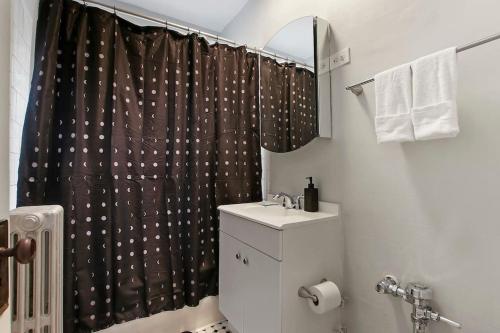 1BR Serene and Cozy Chicago Apartment - Manor 2 - image 6