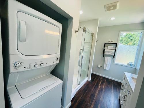 Sonsak - Unit 4 Sonsak - Unit 4