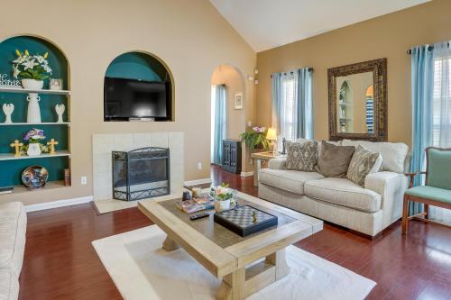 Birmingham Home with Yard - 15 Mi to Downtown! in Birmingham, USA