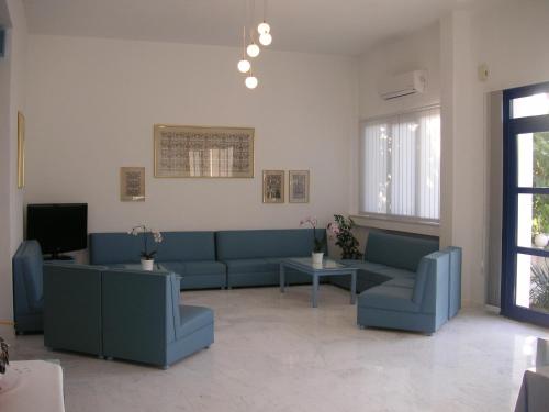 Danae Hotel – Thassos Town, MO