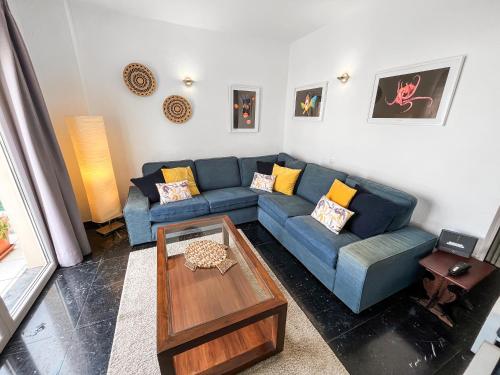 Large Penthouse with Sunny Terrace 3