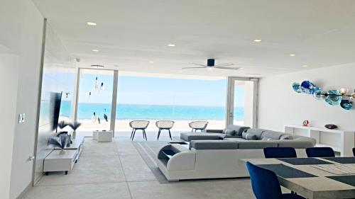 The Perfect Spot! House Sea Esta Villa by Kivoya