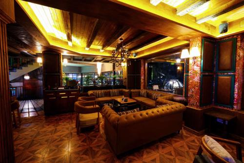 Bar/lounge, Palchan Hotel & Spa, A member of Radisson Individuals in Manali