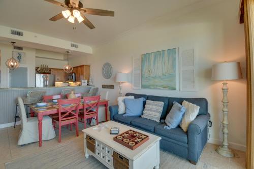 Beachfront Gulf Shores Family Escape Pool Access in Gulf Shores, USA