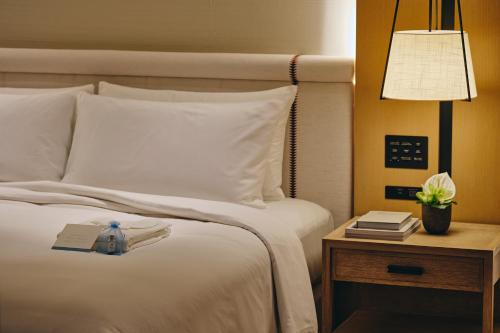 Sunset Wing Deluxe Ocean View Triple Room