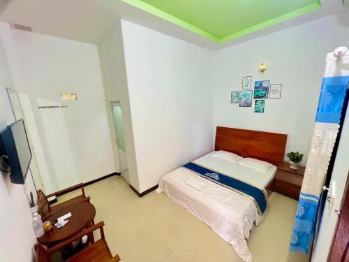 1 queen bed