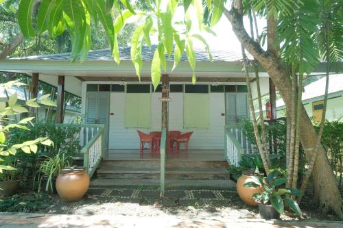 Baan Imm Sook Resort Room Type - Family Room with Garden View