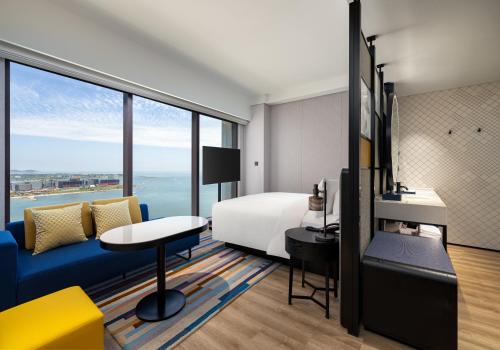 room detail thumbnail 0