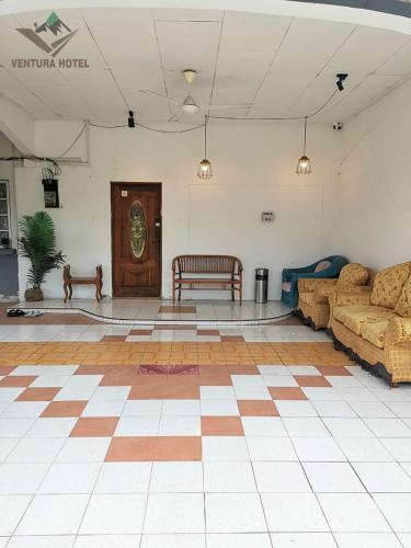 Ventura Hotel and Tours in Gua Musang
