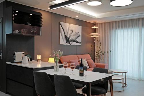 Elmomento Osiria Residence in Songjung-ri