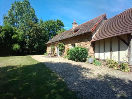 Charming farmhouse near the bay of Mont St Michel in Avranches