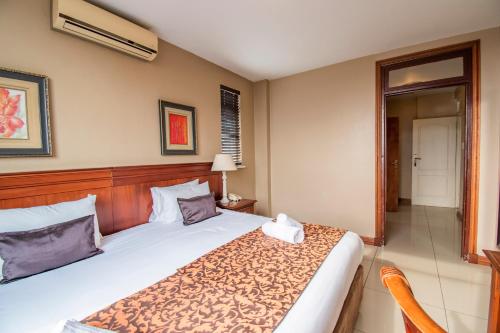 Emakhosini Hotel On East — hotel in 73 East St, Durban ZA, 4001