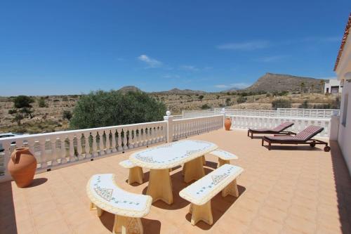 Villa with private swimming pool and coast views! Casa Valle del sol
