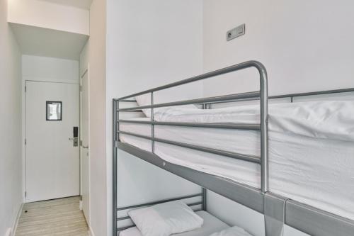 2GO4 Quality Hostel Brussels City Center - image 10