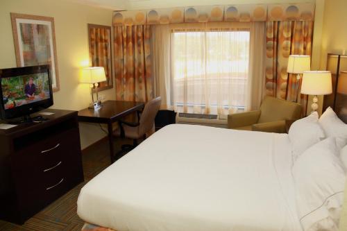 Holiday Inn Express Hotel & Suites Perry, an IHG Hotel