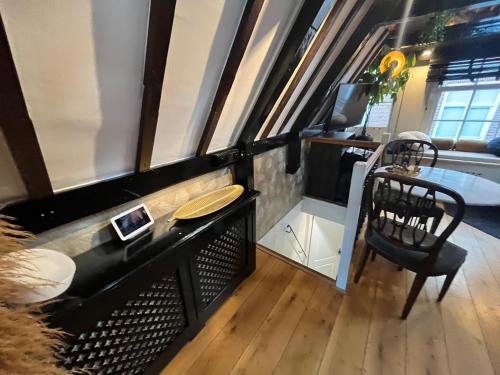 The smallest hotel in Amsterdam 5