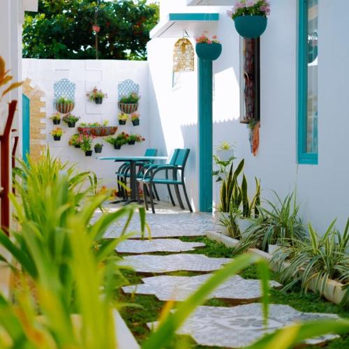 Garden, Sunnydays homestay Jepara in Jepara Beach