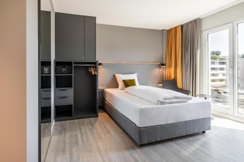 1 twin bed