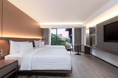 room detail thumbnail 0