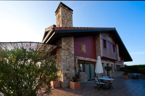 Accommodation in Morga