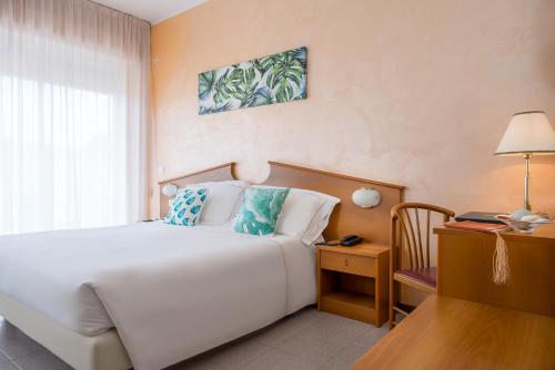 Corallo Wellness Hotel - Tap to explore photos
