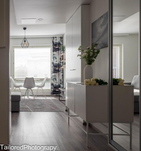 Uusi asunto ydinkeskustassa, Wifi, ilmainen pysäköinti (Uusi asunto ydinkeskustassa, Wifi, ilmainen pysakointi) near สนามบินลัปแปนรันตา