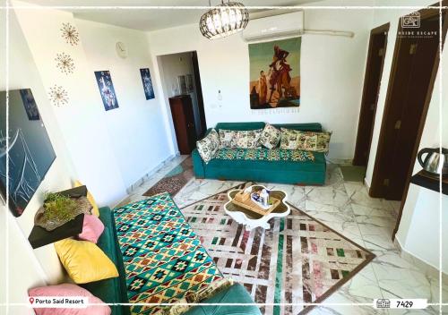 Porto Said Resort - Luxury One Bed Room & Reception-68 m2 شالية غرفة وريسبشن فرش فندقي بسين in Port Said