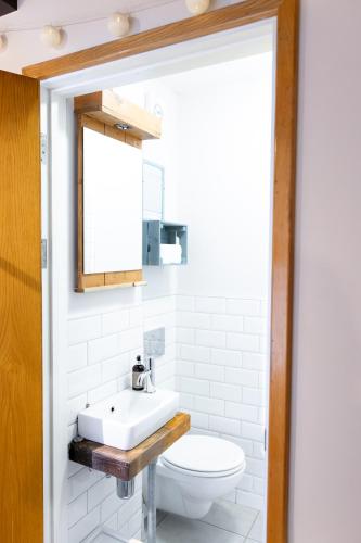 The Nest Boutique Hostel - image 11