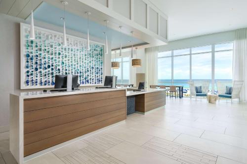 487592606 Hyatt Place Panama City Beach - Beachfront