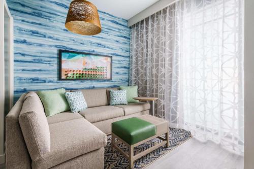 487592687 Hyatt Place Panama City Beach - Beachfront