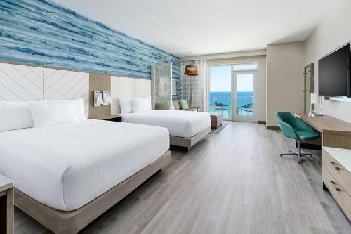 487592719 Hyatt Place Panama City Beach - Beachfront