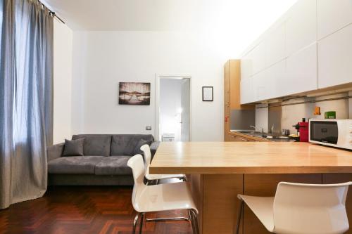 Cadorna Modern Apartment in the city centre