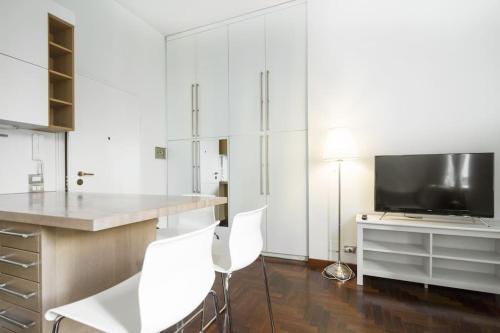 Cadorna Modern Apartment in the city centre