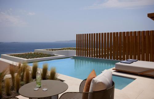 Bill & Coo Mykonos -The Leading Hotels of the World