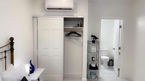 Guest House , 5 min away from LAS Airport., Las Vegas (foto 9)