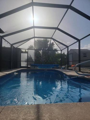 Cape Coral Heated Pool, Jacuzzi