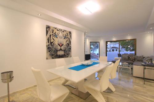 Apartment image 3