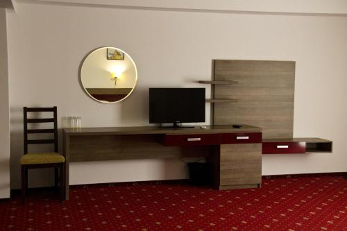Hotel City Ploiesti - image 4