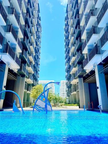 1BR Condo Staycation near Mall of Asia & Manila Airport