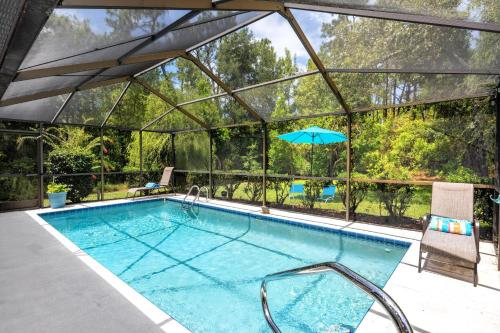 #10 Weeki Wachee Charming 3 bed House with Heated Pool in Weeki Wachee, USA