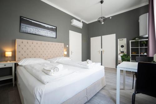 Bright ,cozy , central and cute studio in Vienna, Vídeň