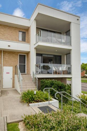 'Beach Road Bliss' A Family Escape on the Coast