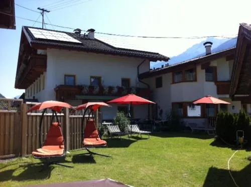 Alpenpension Elferblick- Zimmer- Appartements- Wellness in Neustift im Stubaital, Österreich