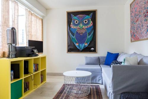 Urban Farmhouse Flair - Surry Hills Terrace Serenity - image 4